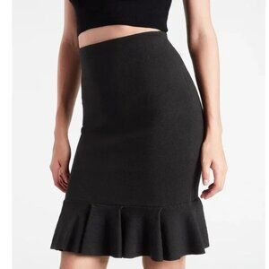 NWOT Express | Body Contour Ruffle Hem Mini Sweater Knit Skirt Med